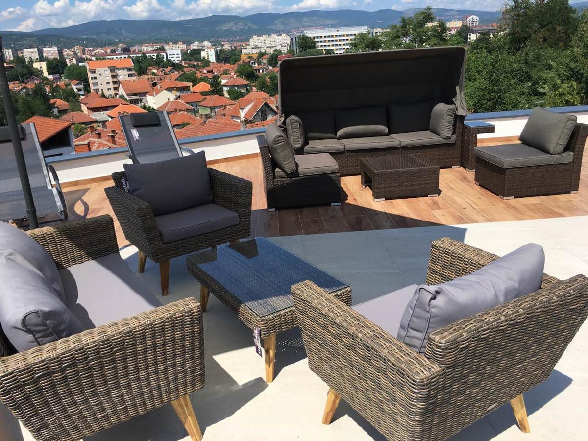 Apel Luxury Apartment Ni Екстериор снимка