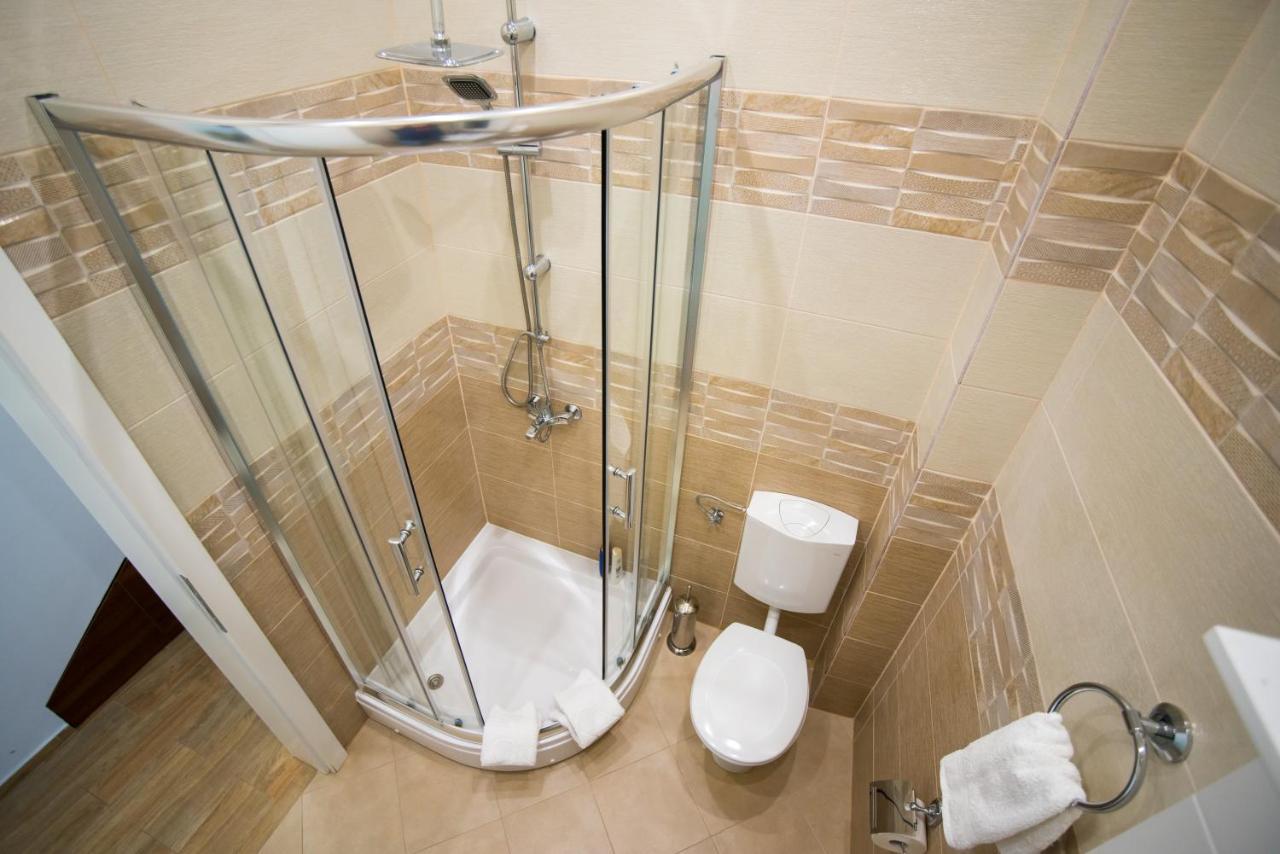 Apel Luxury Apartment Ni Екстериор снимка