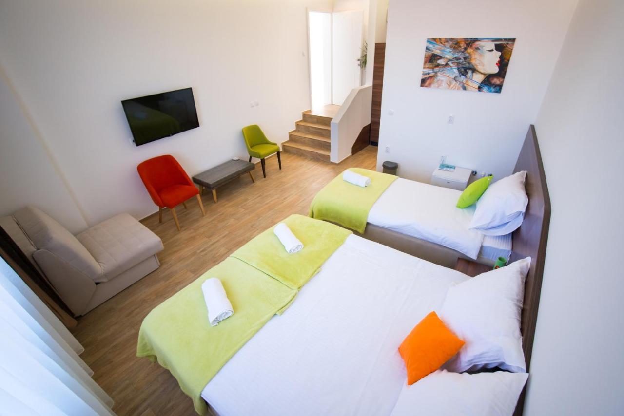 Apel Luxury Apartment Ni Екстериор снимка