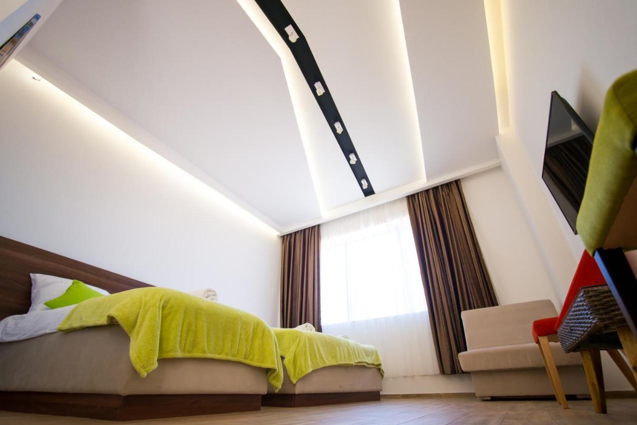 Apel Luxury Apartment Ni Екстериор снимка