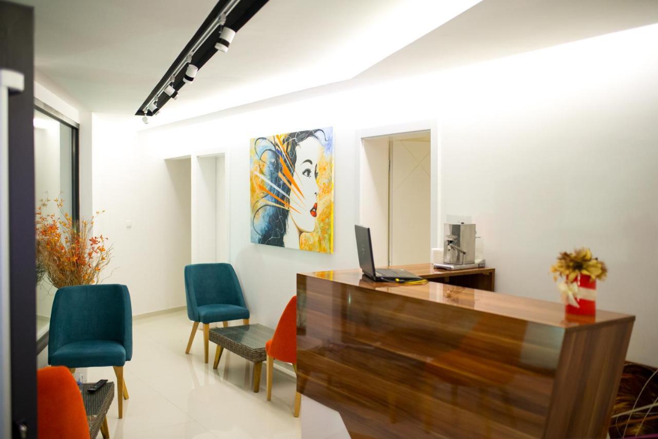 Apel Luxury Apartment Ni Екстериор снимка